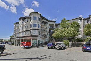 College Court in Langley, BC - Building Photo
