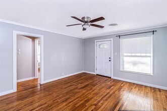 1413 N Ross Ave in Sherman, TX - Building Photo - Building Photo