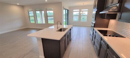 9753 Lost Creek Dr in Oakland, FL - Building Photo - Building Photo