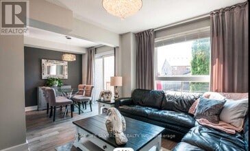 178 Lady May Dr in Whitby, ON - Building Photo - Building Photo