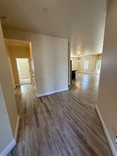 3320 Holland Ave in Clovis, CA - Building Photo - Building Photo