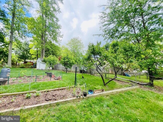 10929 Decatur Dr in Fairfax, VA - Building Photo - Building Photo