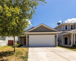 368 Wapiti Rd in Buda, TX - Building Photo