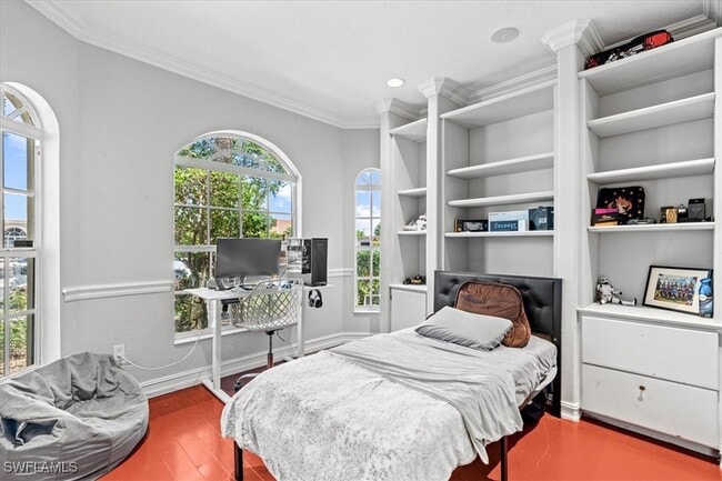 property at 3905 Recreation Ln