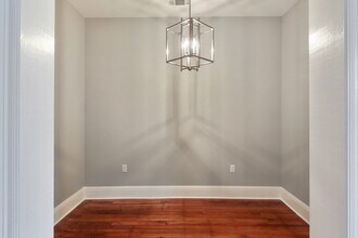 3128 St Ann St, Unit 1 in New Orleans, LA - Foto de edificio - Building Photo