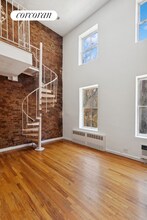 207 W 22nd St in New York, NY - Building Photo - Building Photo