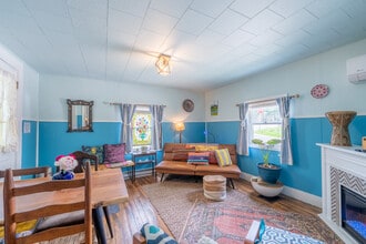 1101 S Rogers St, Unit 3 in Bloomington, IN - Foto de edificio - Building Photo