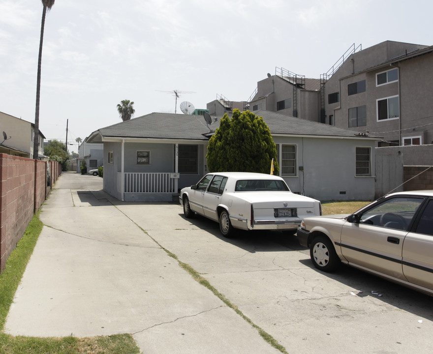 6130 Hazelhurst Pl in North Hollywood, CA - Building Photo