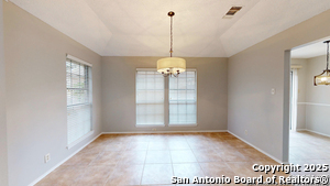 16710 Summer Creek Dr in San Antonio, TX - Building Photo - Building Photo