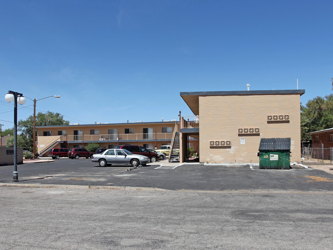 Belair Apartments in Tucson, AZ - Building Photo - Building Photo