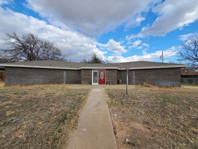 property at 2410 Louise Dr