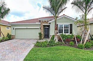 4147 Dutchess Park Rd in Ft. Myers, FL - Building Photo