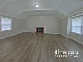 8434 Barncliff Rd in Charlotte, NC - Building Photo - Building Photo