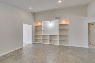 620 Macbrey Dr in Las Vegas, NV - Building Photo - Building Photo