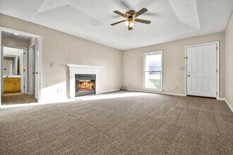 3416 Clearwater Dr in Clarksville, TN - Building Photo - Building Photo