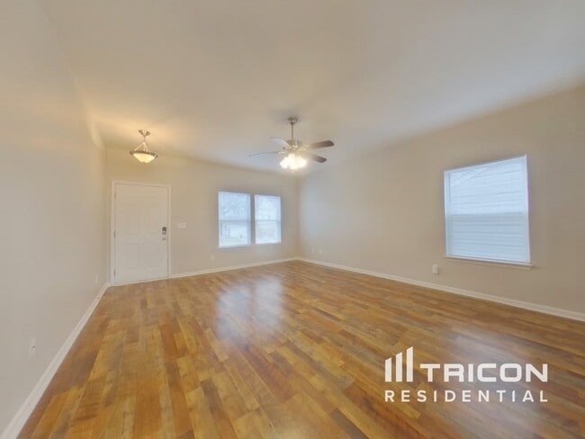 1135 Blue Topaz Dr in Dallas, NC - Building Photo - Building Photo