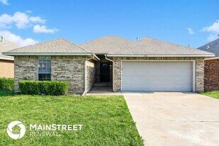 836 NW 111th St in Oklahoma City, OK - Building Photo