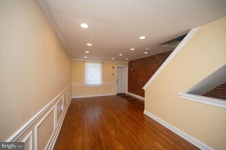 703 Annin St in Philadelphia, PA - Building Photo - Building Photo