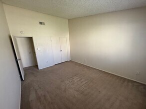 2350 Osbun Rd in San Bernardino, CA - Building Photo - Building Photo