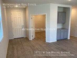 18731 W San Miguel Ave in Litchfield Park, AZ - Building Photo - Building Photo