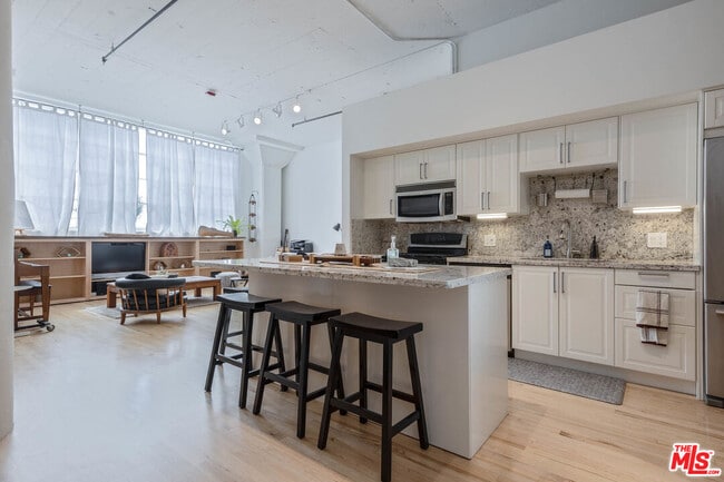 property at 420 San Pedro St