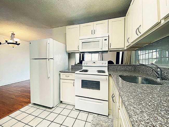 property at 480 Pio Dr
