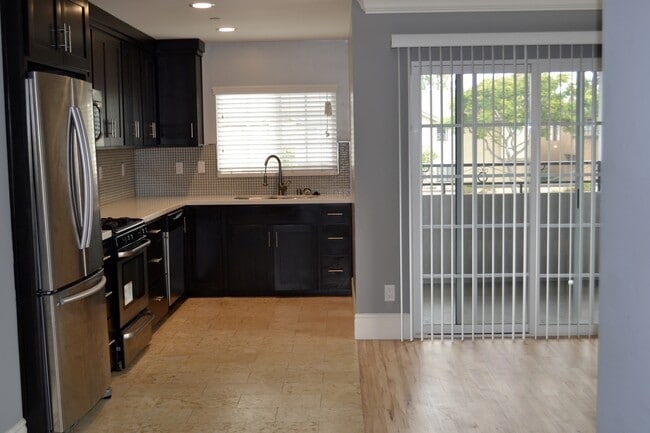 property at 7152 Fulton St