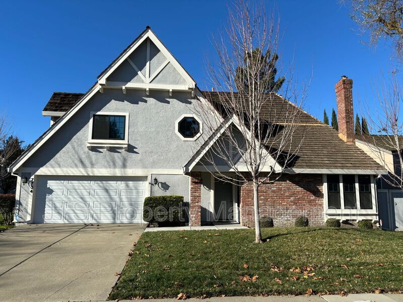 7734 Rio Estrada Way in Sacramento, CA - Building Photo