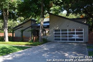 3330 Trailway Park St in San Antonio, TX - Building Photo - Building Photo