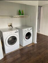 111 E Southland Ave in Alvin, TX - Building Photo - Building Photo