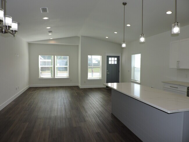 12610 Erin Lea Ln in Panama City Beach, FL - Foto de edificio - Building Photo