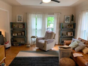 215 Woodward St.  #4, Unit #1 in Ypsilanti, MI - Building Photo - Building Photo