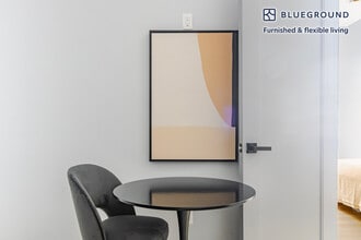 161 W 54th St in New York, NY - Building Photo - Building Photo