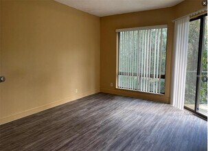 2510 Lemon Tree Ln, Unit J in Orlando, FL - Building Photo - Building Photo
