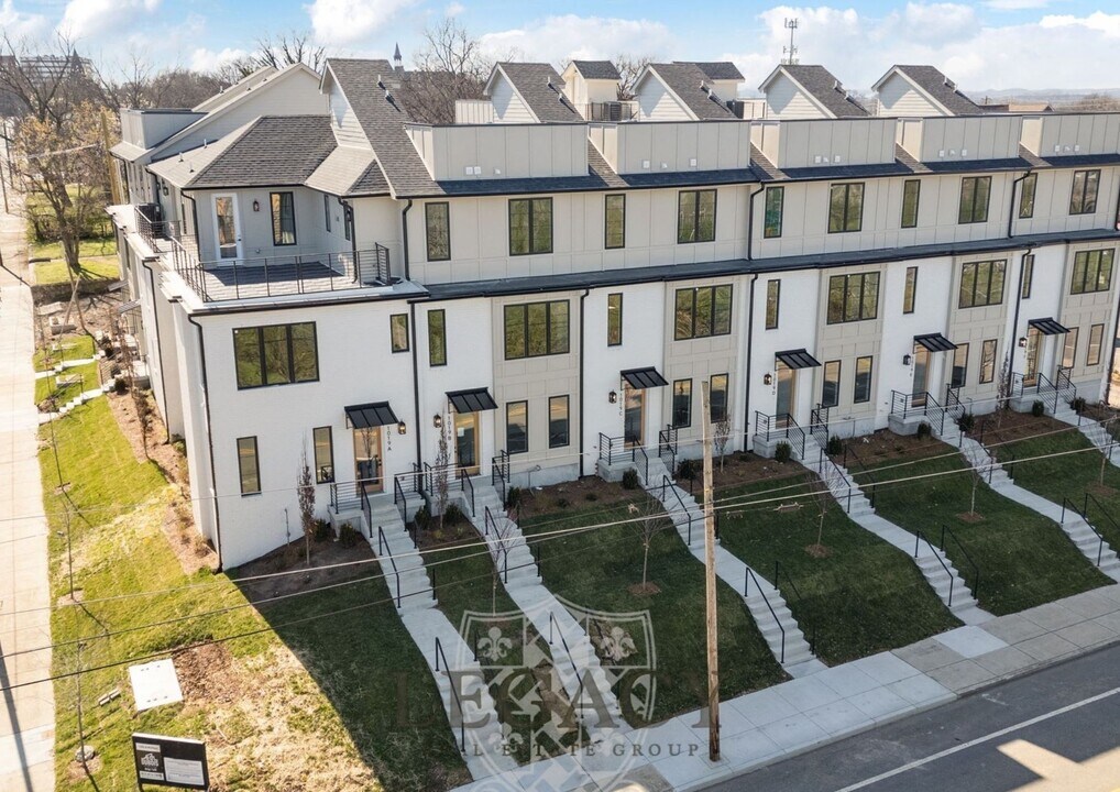 1019 12th Ave N in Nashville, TN - Building Photo
