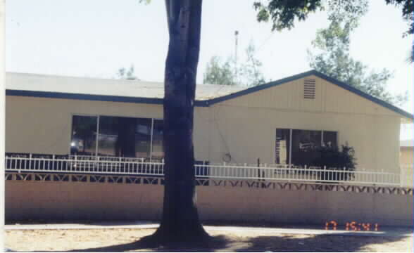 844-864 E Belmont St in Ontario, CA - Foto de edificio