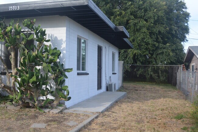 15703 Palo Alto Ave in Chino Hills, CA - Building Photo - Building Photo