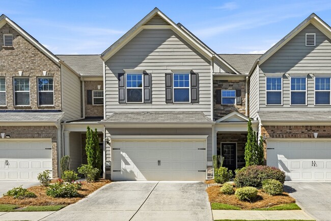 property at 2639 Bloom Cir