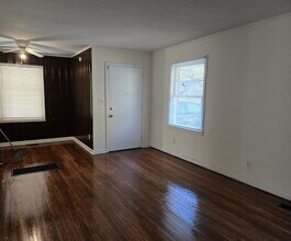 2332 Carey Dr SE in Atlanta, GA - Building Photo - Building Photo