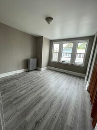5640 Malcolm St photo'