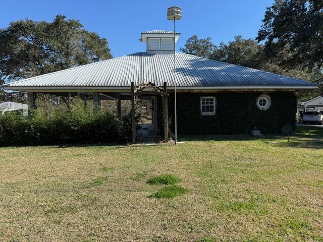6916 Danielle Rd in New Iberia, LA - Building Photo