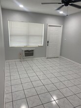 1270 NE 136th Ter, Unit Apt 3 in North Miami, FL - Building Photo - Building Photo