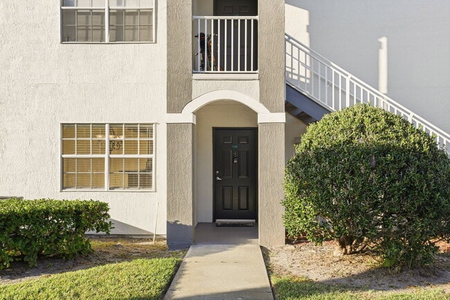 13839 Fairway Island Dr, Unit 1111 in Orlando, FL - Building Photo - Building Photo