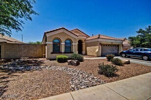 2163 E Redwood Dr in Chandler, AZ - Building Photo