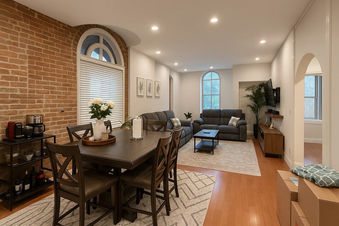 100 Captains Row, Unit 307 in Chelsea, MA - Building Photo