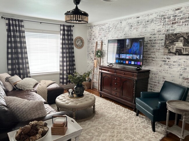 2633-2635 Forest Park Blvd