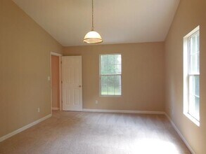 3025 Thomas Rd in Tallahassee, FL - Building Photo - Building Photo