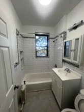 583 Mt Prospect Ave, Unit 405 in Newark, NJ - Foto de edificio - Building Photo