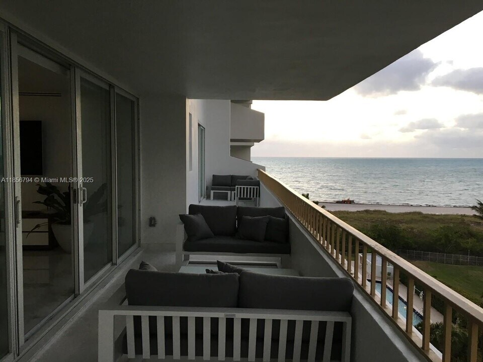 177 Ocean Ln Dr in Key Biscayne, FL - Building Photo
