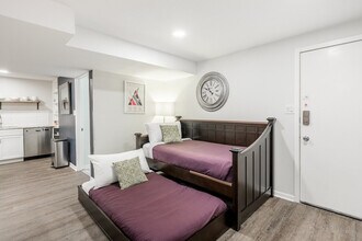 226 S Hoyne Ave in Chicago, IL - Building Photo - Building Photo